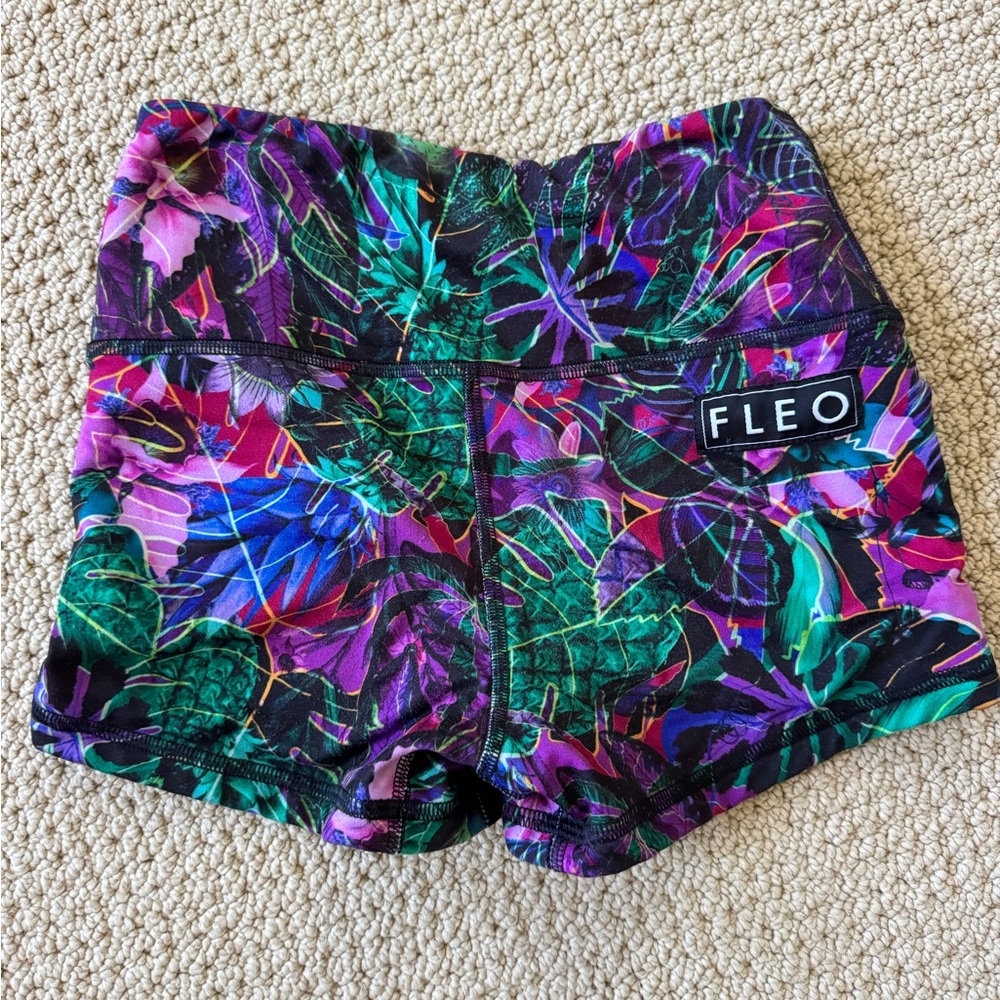 Fleo Jungle Leaf Print Shorts